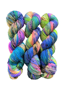 FIRECRACKER  (Turnaround time prior to shipping approx. 2-5 weeks)